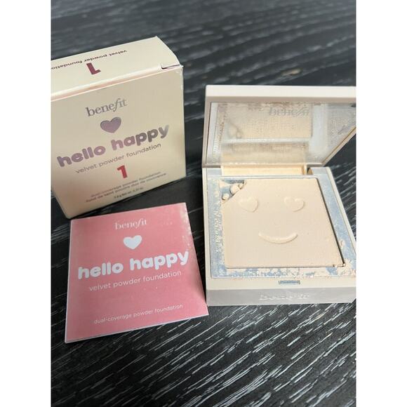 Benefit Hello Happy Velvet Powder Foundation Shade 1 New Full Size ***DAMAGED*** - Picture 1 of 12